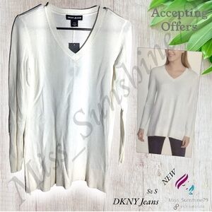 DKNY Jeans NEW - Sz S - Ivory v neck sweater
